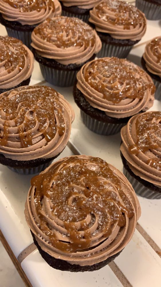 Mike’s Cupcakes Logo