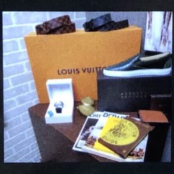 Uptown Avenue - Goods.