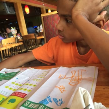 Applebee's Grill + Bar - My kids are colored out & starving! 45mins in & still no food! - Burgers Near Me - Decatur, Georgia