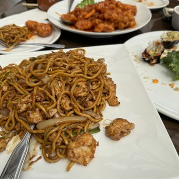 Den Asian Bistro - Asian Fusion Near Me - Dyer, Indiana