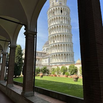 Piazza dei Miracoli - Landmarks & Historical Buildings Near Me - Pisa, PI