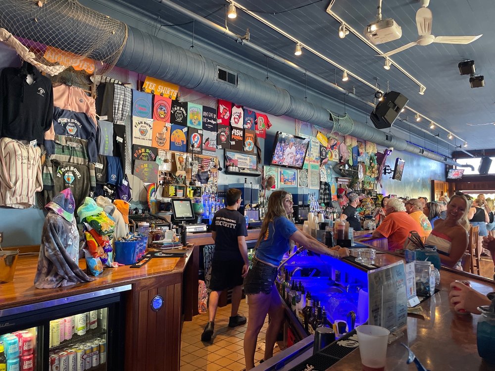 THE FISHBOWL Updated September 2024 15 Reviews 371 Catawba Ave