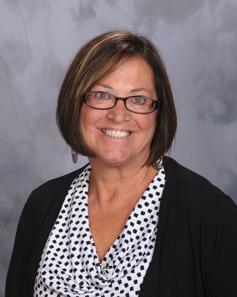 HILDA JONES BAIRD & WARNER 1557 S Randall Rd, Algonquin, Illinois