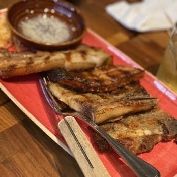 Avenida Restaurant - Filipino Near Me - San Mateo, California