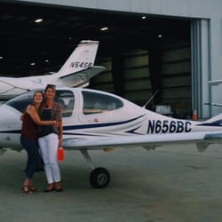 Camarillo Flight Instruction - One of the DA40's Camarillo Flight Instruction has available for rent. I borrowed 656BC for the weekend to visit a friend down in San Diego.