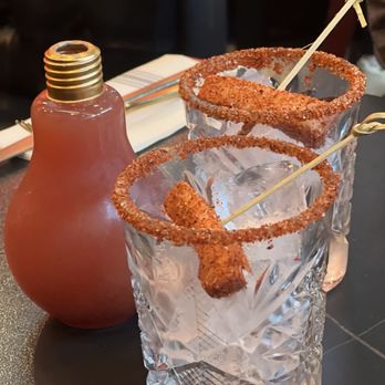6th & G Breakfast - Light Bulb Rum, cucumber, lime juice, hibiacus, pineapple juice & tajin, served with a jicama spear $22 - Breakfast & Brunch Near Me - San Diego, California