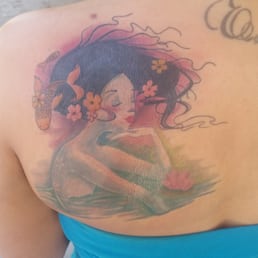 Rob did my piece.  I love v it.