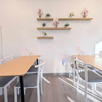 Simpli Sushi - Dining area - Sushi Bars Near Me - Henderson, Nevada