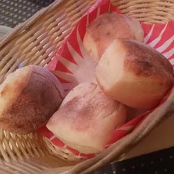 Sommereck - Warm rolls made of pizza dough