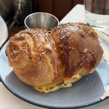 Riley's Vancouver - Brioche buns - Seafood Near Me - Vancouver, British Columbia Riley's Vancouver - Brioche buns - Seafood Near Me - Vancouver, British Columbia