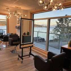 Vibe Hair Studio