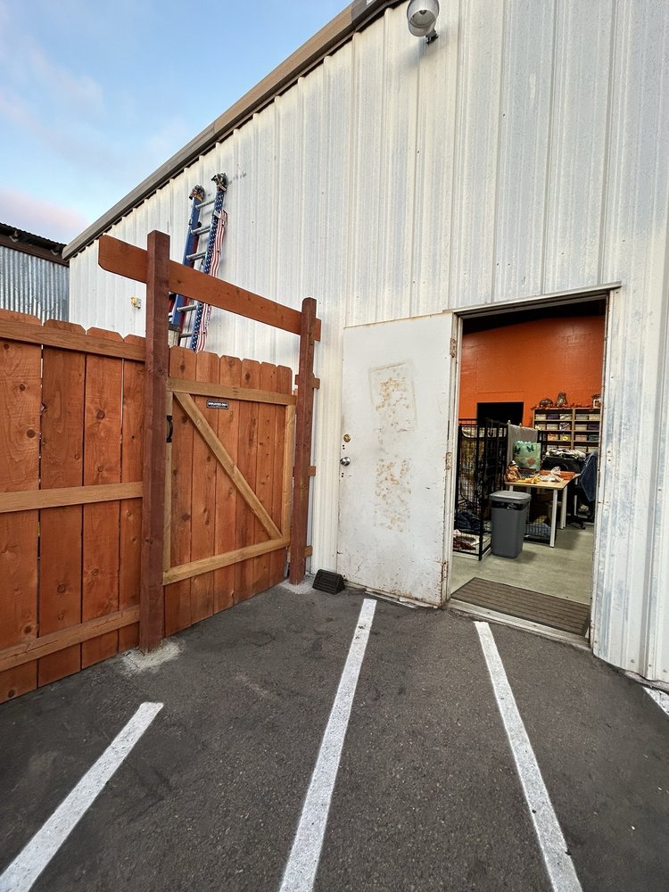 Camp Run-A-Mutt East County - pet boarding facility in El Cajon, CA
