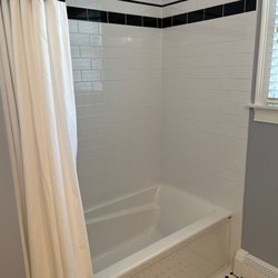 Thom Cincotta Custom Renovation - Alcove bath