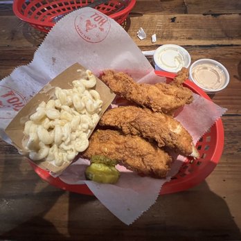 Tumble 22 - Jumbo Chicken Tenders with hot (one level above Wimpy) and mac and cheese - American Near Me - Austin, Texas Tumble 22 - Jumbo Chicken Tenders with hot (one level above Wimpy) and mac and cheese - American Near Me - Austin, Texas