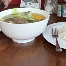 Adobo Queens - Bulalo is da bomb!