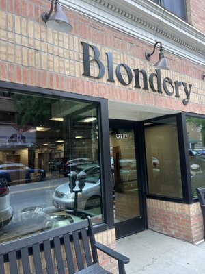 Blondery by null