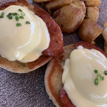 Basalt - Eggs Benedict with Portuguese Sausage - New American Near Me - Honolulu, Hawaii Basalt - Eggs Benedict with Portuguese Sausage - New American Near Me - Honolulu, Hawaii