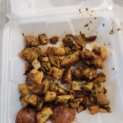 Walter's Coffee Shop - The breakfast wrap and home fries (notice anything missing?)