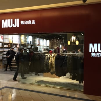 MUJI - Store entrance from mall area - Cards & Stationery Near Me - Toronto, Ontario