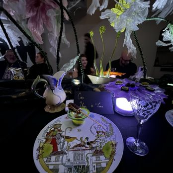 Alinea - Communal dining experience, first course - New American Near Me - Chicago, Illinois
