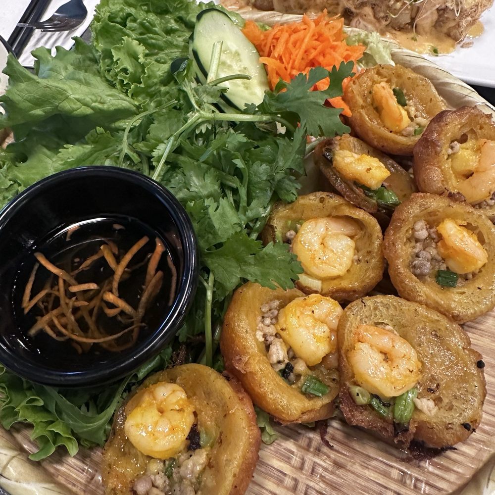 Lua Vietnamese Cuisine - A14 Bánh Khọt - Mini Savory Pancakes - Vietnamese Near Me - Edison, New Jersey
