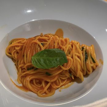 Roscioli - Spaghetti Al dente deliciousness - Italian Near Me - New York, New York Roscioli - Spaghetti Al dente deliciousness - Italian Near Me - New York, New York