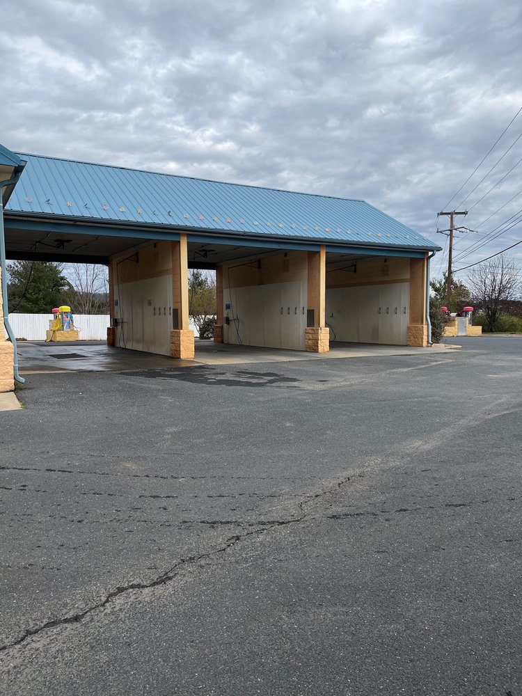 CARRIBEAN CAR WASH Updated July 2024 10 Photos 651 Lew Dewitt