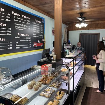 Mr. Bob's Do-Nuts - Donuts Near Me - Marion, North Carolina