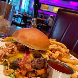 Hickory BBQ Bacon Cheeseburger