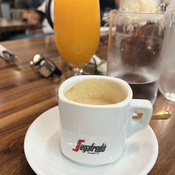 Era Cafe - Con de panno fresh oj - Breakfast & Brunch Near Me - Woodruff, Wisconsin
