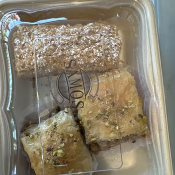 Petit Trois - My danishes - French Near Me - Sherman Oaks, California Petit Trois - My danishes - French Near Me - Sherman Oaks, California