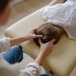 Hall Chiropractic Sports and Injury Clinic