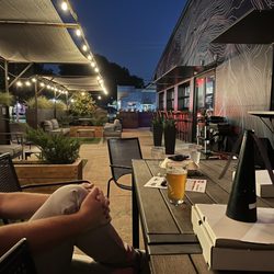 The HUB Bike Lounge - Evening trivia