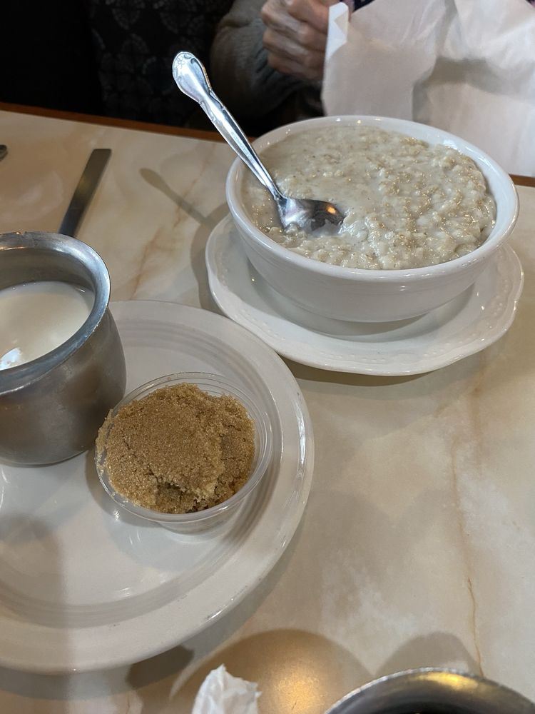 SILVER DOLLARS YORKVILLE 35 Photos & 60 Reviews 102 E Stagecoach