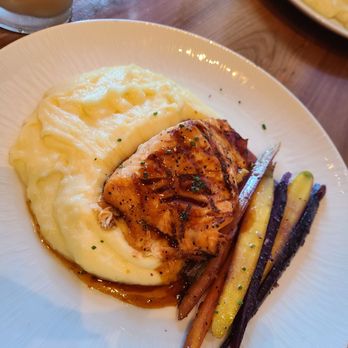 Sushi Roku - Teriyaki glaze salmon - Sushi Bars Near Me - Manhattan Beach, California