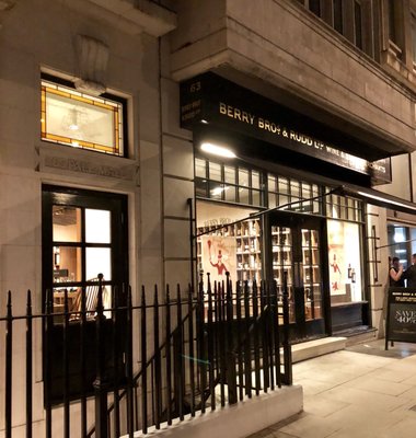Berry Bros. & Rudd Spirits Shop by null
