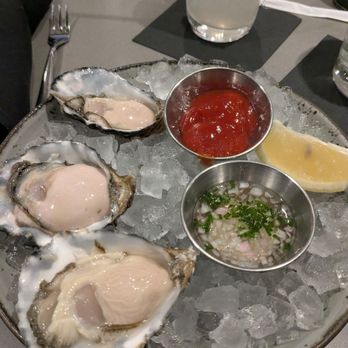 SOCIAL BIRD - Miyagi oysters - Gastropubs Near Me - Lafayette, California