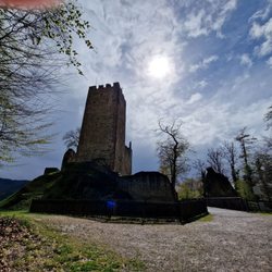 Burg Kastelburg - Burgruine Kastelburg