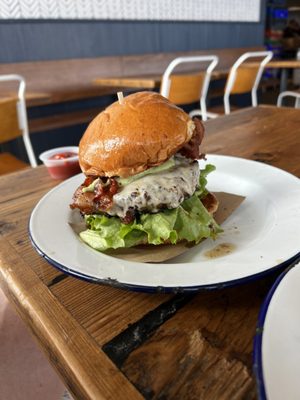 Haystack Burgers and Barley by null