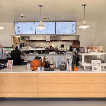 LJ's Lil' Cafe - Breakfast & Brunch Near Me - Orange, California LJ's Lil' Cafe - Breakfast & Brunch Near Me - Orange, California