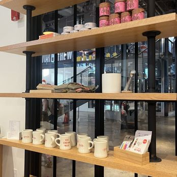 Jeni's Splendid Ice Creams - Ice Cream & Frozen Yogurt Near Me - Franklin, Tennessee