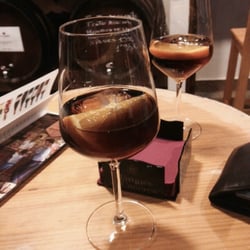 Vino y Mas - La hora del vermut...¿o no?