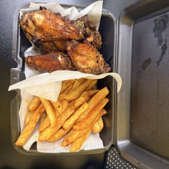 Mr. Wingz - Chicken Wings Near Me - Overland Park, Kansas Mr. Wingz - Chicken Wings Near Me - Overland Park, Kansas