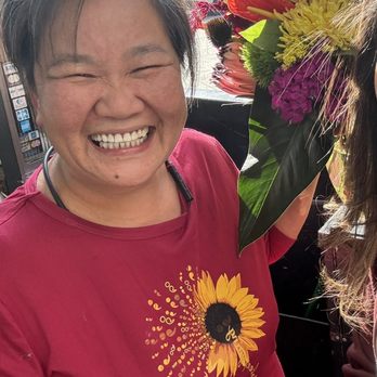 The Flower Cart - The amazing Valerie! - Florists Near Me - San Francisco, California The Flower Cart - The amazing Valerie! - Florists Near Me - San Francisco, California