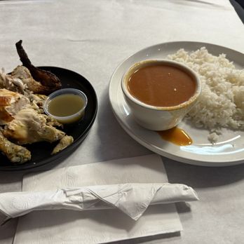 El Viejo Yayo Restaurant - Lunch special white rice, beans and rotisserie chicken - Spanish Near Me - Ozone Park, New York El Viejo Yayo Restaurant - Lunch special white rice, beans and rotisserie chicken - Spanish Near Me - Ozone Park, New York