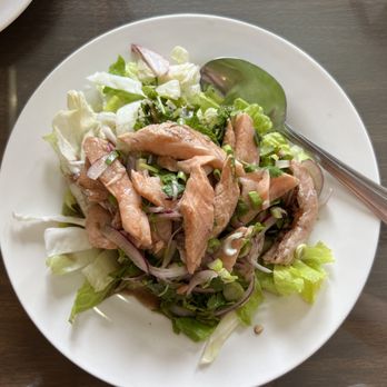 Lao Thai Kitchen - Salad with steamed salmon belly (special) - Thai Near Me - Albany, California