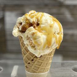 City Scoops Creamery - Ooey Gooey Butter Cake!