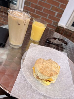 Howdy ATL biscuit cafe by null