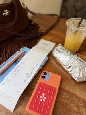 Betsy's at Evelyn's Park by null