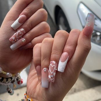Hector Nails - I love the service, have been going here for a while and will continue recommending! - Nail Salons Near Me - San Antonio, Texas